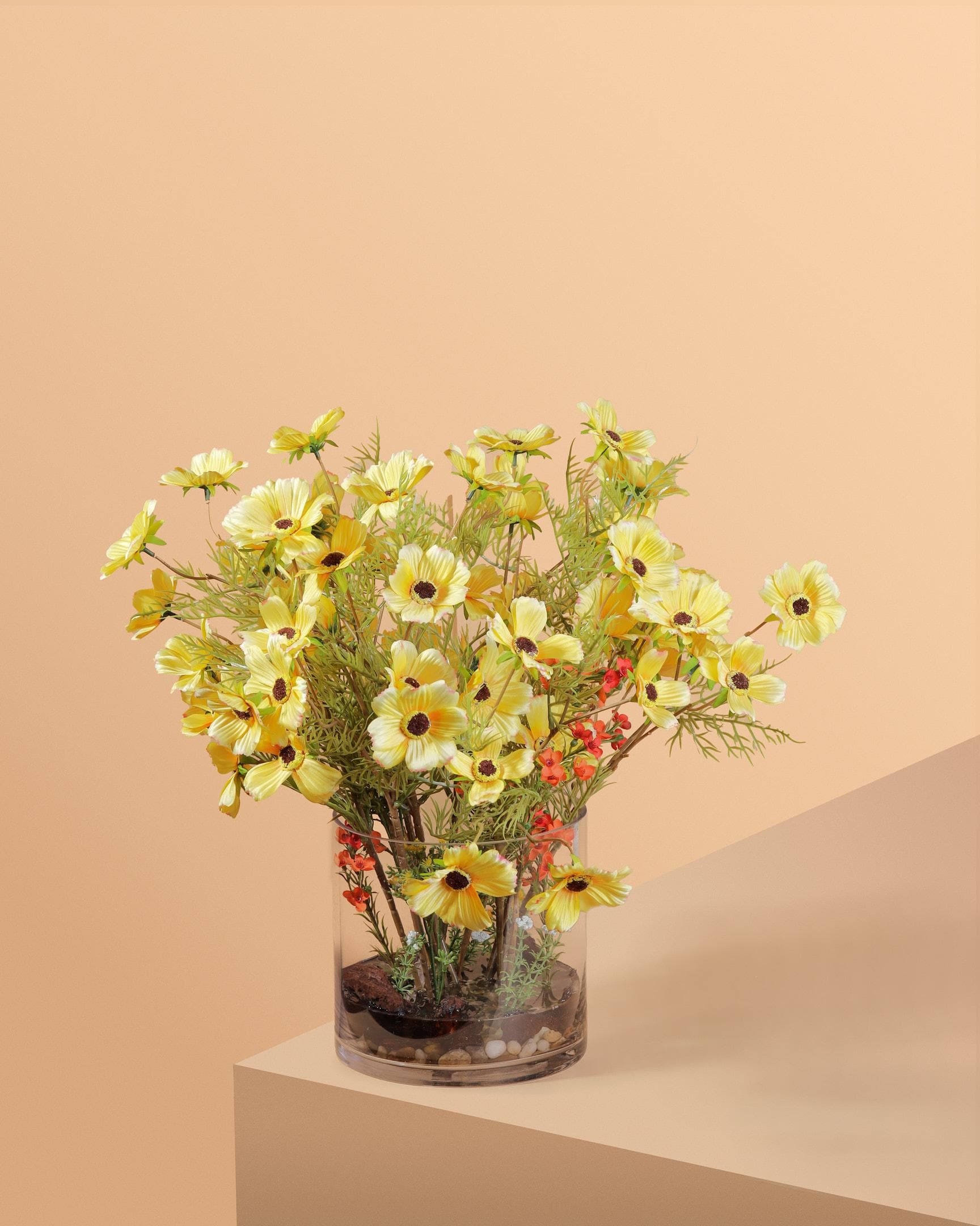 Spring flowers araangments in glass vase